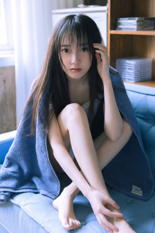 沉迷爱情